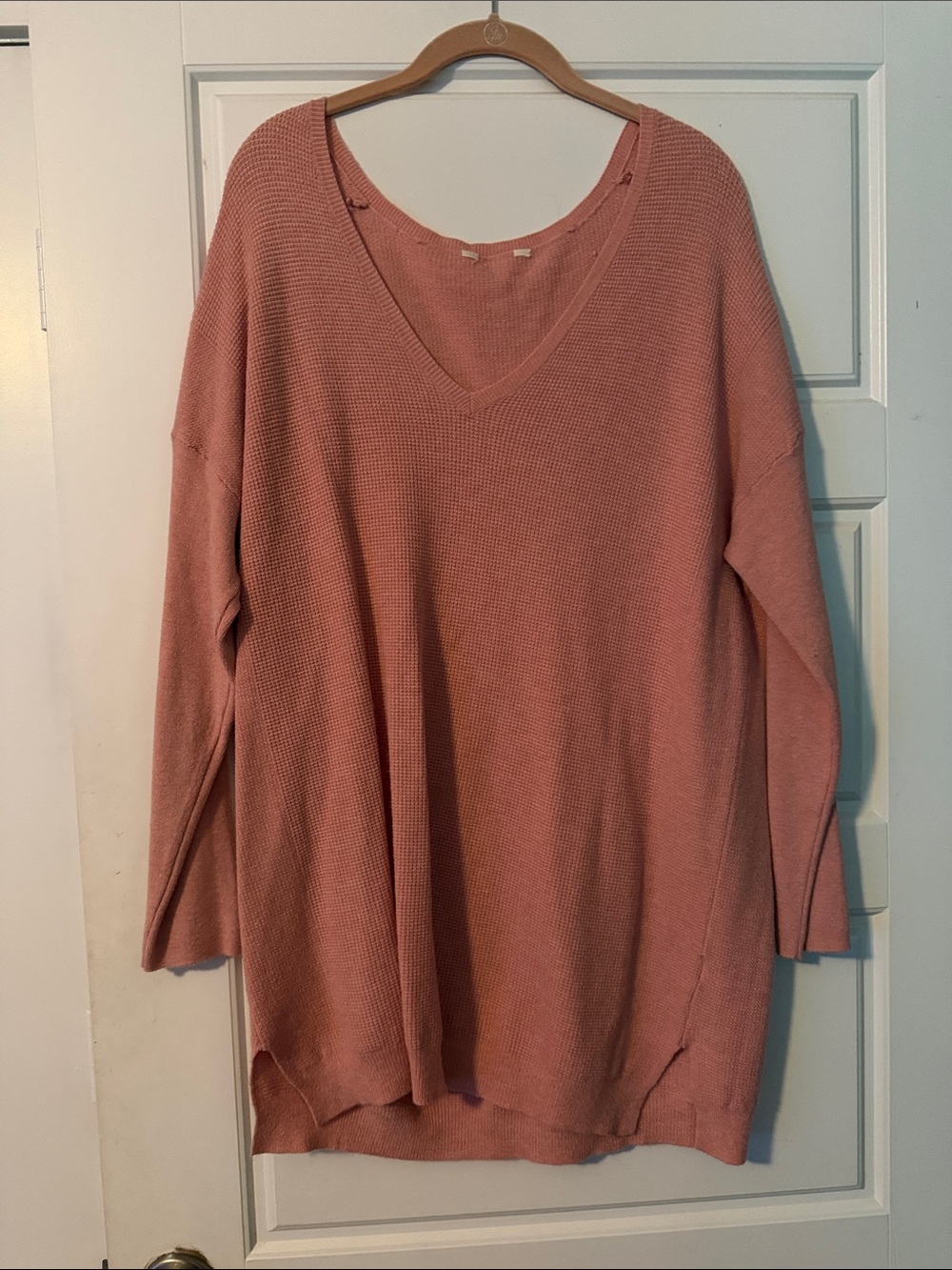 Oversized V-Neck Knit Tunic Sweater in Dusty Rose